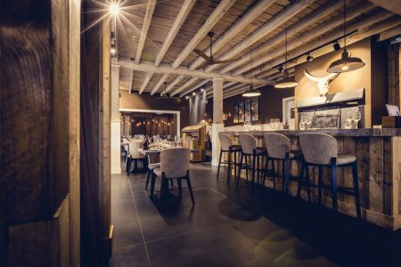 Brasserie Leysen / realisatie in samenwerking met <br><a href='http://www.tailormate.be/' target='_blank'>Tailormate</a> en Bouwcenter Dils