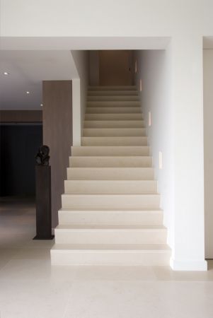 project NU in samenwerking met <a href='http://www.uytterhoeven.be/' target='_blank'>Uytterhoeven Keukens en Interieur</a>  - <a href='http://bouwcenterdils.pxlbox.be/gallerij/trappen' target='_blank'>Van Goethem Josee</a> en Bouwcenter Dils