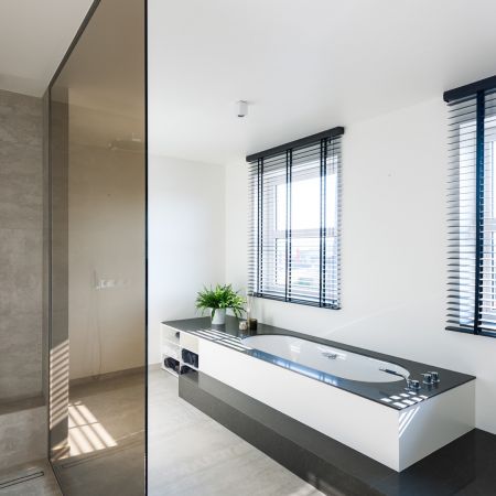 Project LI in samenwerking met <a href='http://ververs-vanimpe.be/' target='_blank'>Ververs & Van Impe interieurarchitectuur</a> en Bouwcenter Dils