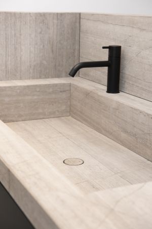 project Tollenberg Schilde / realisatie in samenwerking met <br><a href='https://www.woonontwerp-peterdeckers.com/' target='_blank'>Woonontwerp Peter Deckers</a> en Bouwcenter Dils (fotografie door Sprazzo)