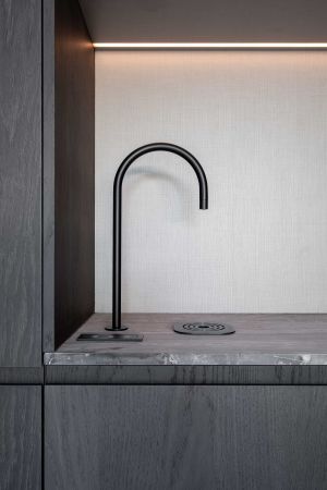 Project in samenwerking met Atelier Plus, VIB Interieur & Bouw, Benedetti Interieur & DILS | Fire • Stone • Wood