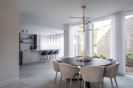 Project in samenwerking met Atelier Plus, VIB Interieur & Bouw, Benedetti Interieur & DILS | Fire • Stone • Wood