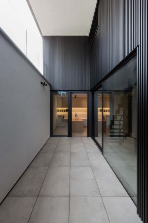 Project VE in samenwerking met DILS | Fire • Stone • Wood & Element 4 & Manuel Gordts architect (reportagen en fotografie: The Art Of Living , Yannick Milpas)