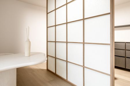 Project VA Westerlo. praktijk van Dr. Hanna Aerts in samenwerking met SD Schrijnwerkerij, Devos Interieur en DILS | Fire • Stone • Wood. Fotografie door Aperture 8.6
